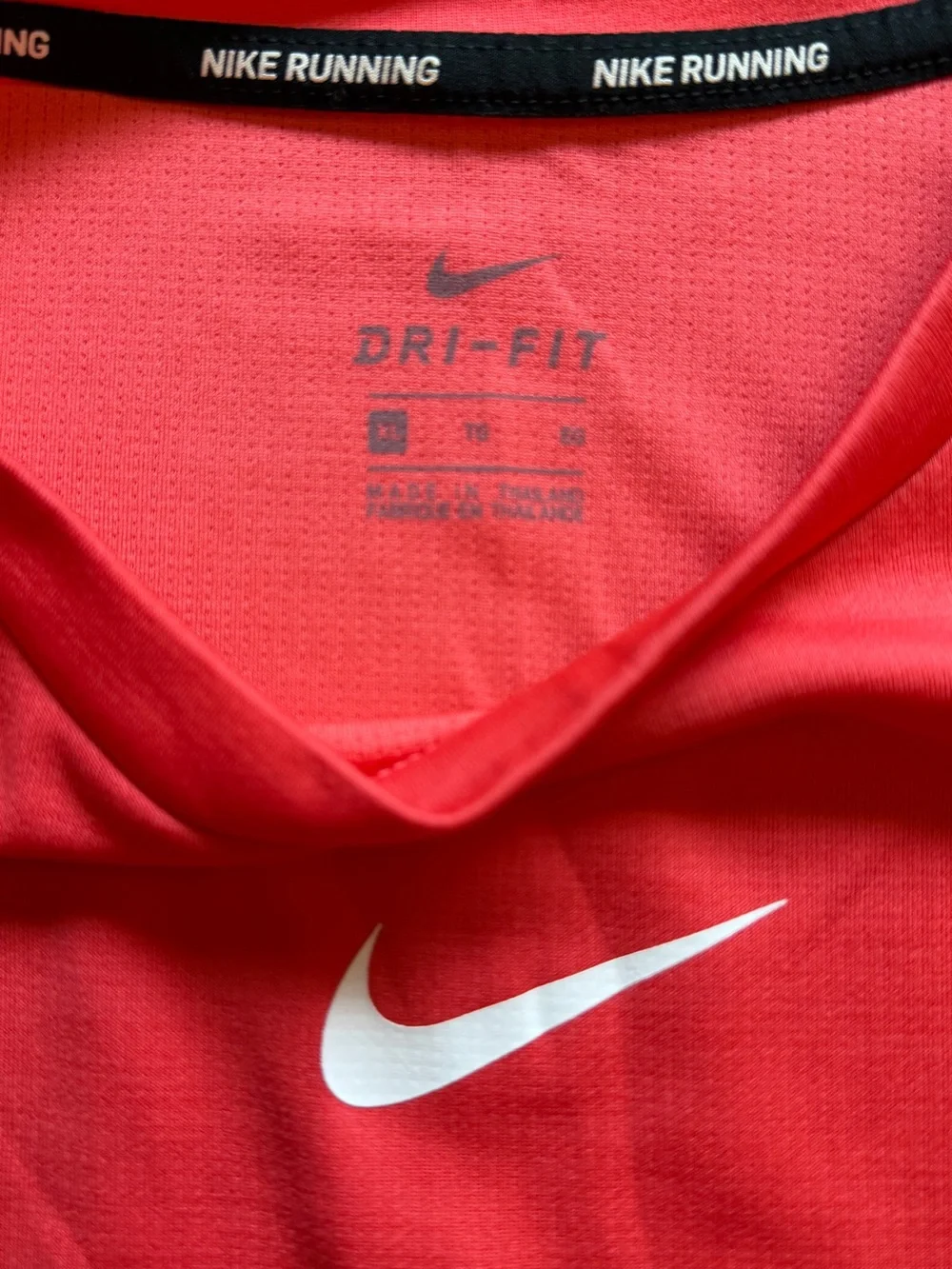 Nike Running Dri-FIT Long Sleeve Top Red Black XL Thumbholes